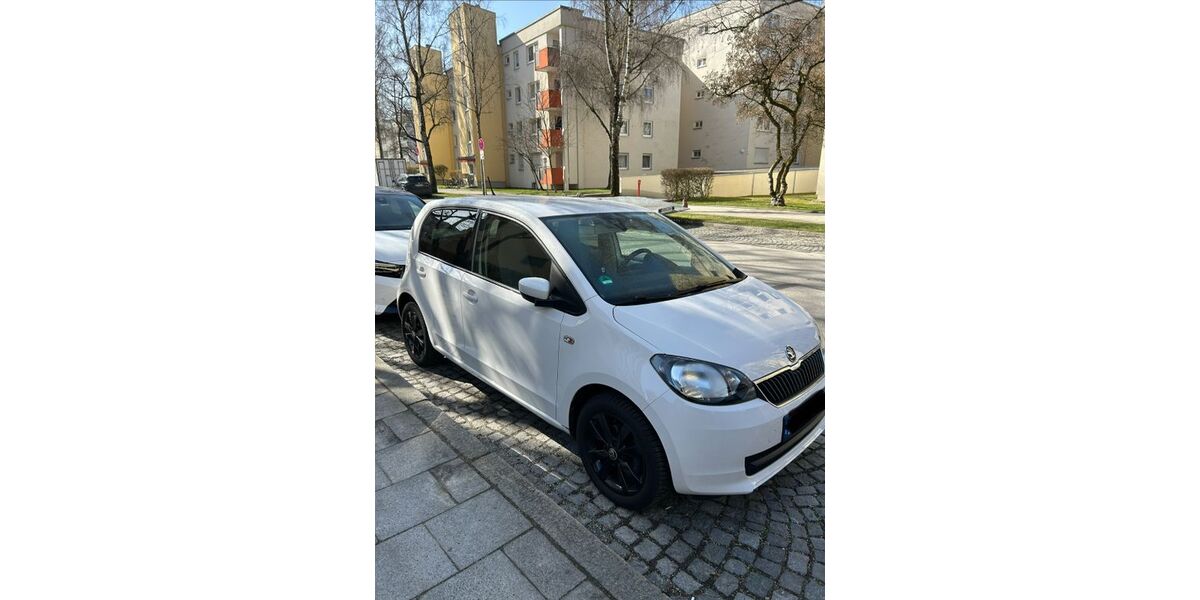 Skoda Citigo 110.000 km 4.900 &euro; München 81927