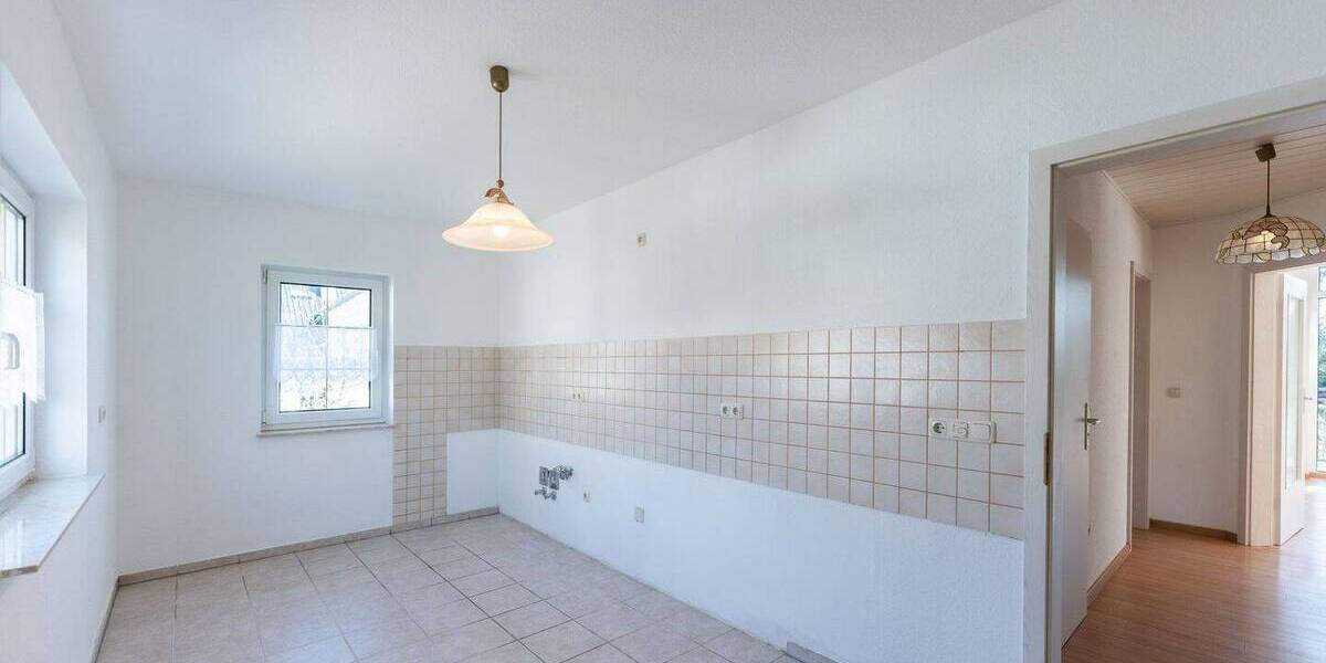 Etagenwohnung Rudolstadt Cumbach - 3 Zimmer, 73 m&sup2;, 140.000&euro; | Angebot:26310005