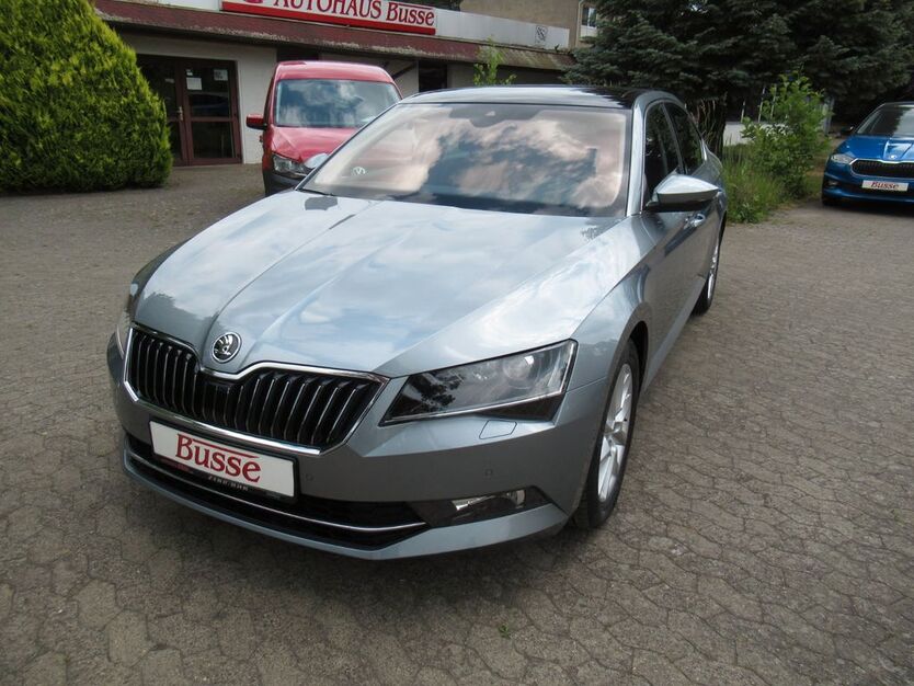 Skoda Superb 94.900 km 18.500 € Osterburg OT Düsedau 39606