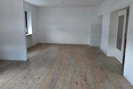Wohnung Saarlouis - 1 Zimmer, 95 m&sup2;, 690&euro; | Angebot:26439823