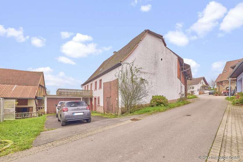 Haus zum Kaufen in Schönbrunn 127.000 € 121 m²
