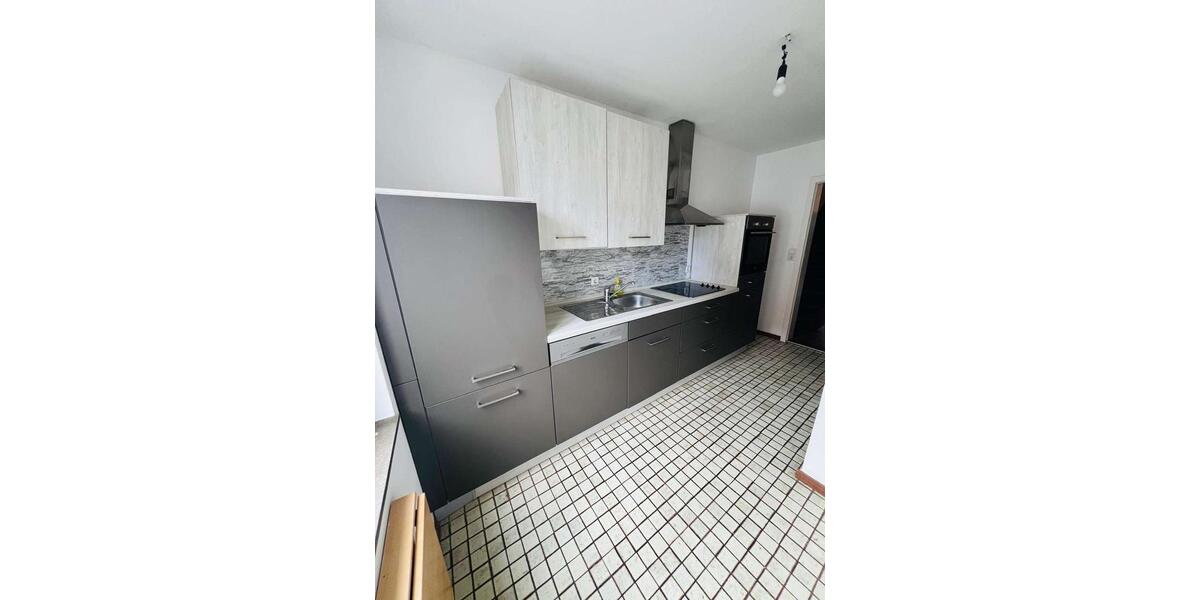 Einfamilienhaus Rottenburg am Neckar - 6 Zimmer, 125 m&sup2;, 1.870&euro; | Angebot:23647277