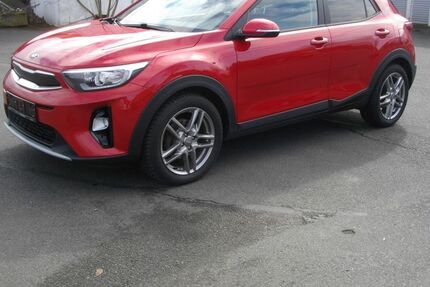Kia Stonic 85.000 km 12.300 &euro; Schwarzenbach/Saale 95126