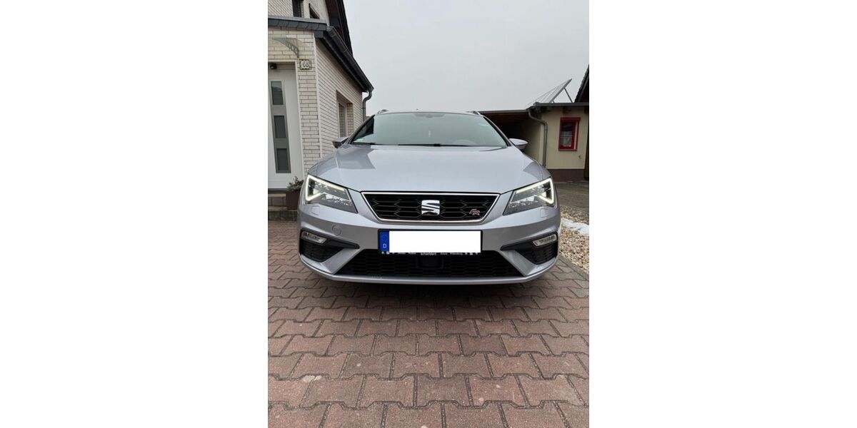 Seat Leon 95.512 km 15.490 &euro; Dessau-Roßlau 06847