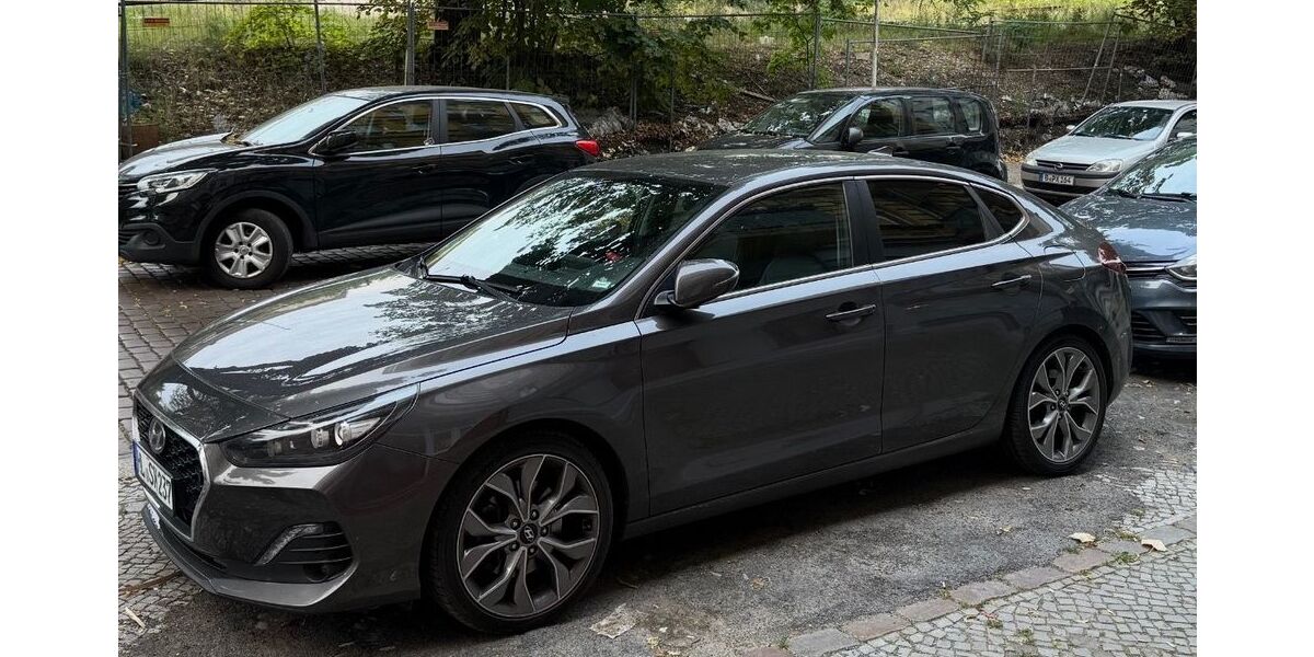 Hyundai i30 150.000 km 13.300 &euro; Lübeck 23560