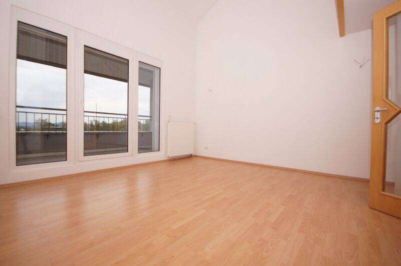 Etagenwohnung Minden Innenstadt - 2 Zimmer, 77 m&sup2;, 825&euro; | Angebot:26902088