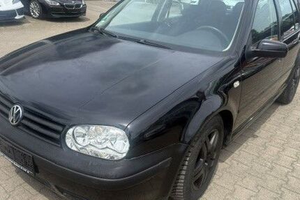 VW Golf 221.000 km 1.200 &euro; Villingen 78050