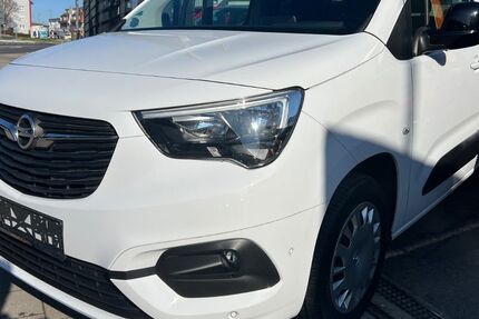 Opel Combo 44.900 km 16.900 &euro; Bad Vilbel - Frankfurt am Main 61118