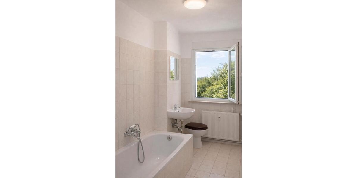 Etagenwohnung Beeskow - 3 Zimmer, 64 m&sup2;, 550&euro; | Angebot:26343046