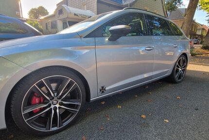 Seat Leon 117.000 km 18.500 € Castrop-Rauxel 44579