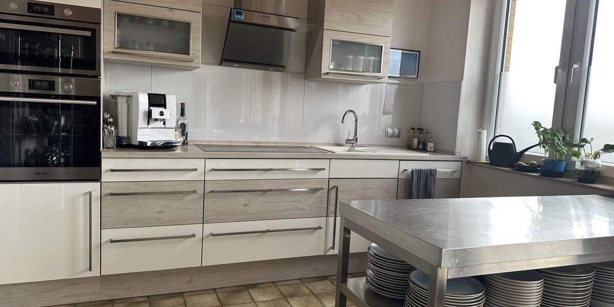 Mehrfamilienhaus, Wohnhaus Niederzier - 8 Zimmer, 274 m&sup2;, 415.000&euro; | Angebot:24436562