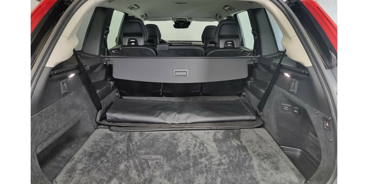 Volvo XC90 ThorsHammer Leder-Sport Memory APP AHK 7-Si 75.900 km 41.900 &euro; Garrel 49681