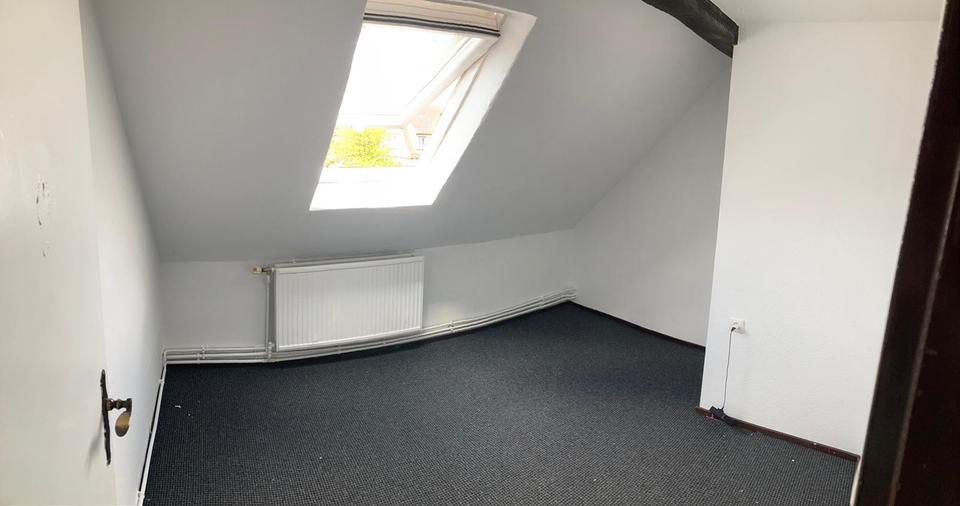 Dachgeschoßwohnung Oberharz am Brocken Hasselfelde - 6 Zimmer, 110 m&sup2;, 620&euro; | Angebot:26123976