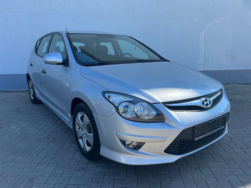 Hyundai i30 274.000 km 1.850 € Trierweiler 54311
