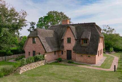 Haus Sylt - 4 Zimmer, 218 m&sup2;, 7.900&euro; | Angebot:18981813