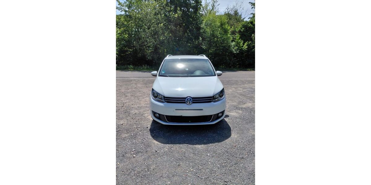 VW Touran 140.000 km 13.500 &euro; Sulzbach 66280