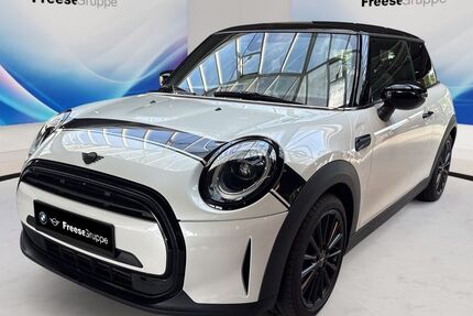 Mini Cooper 46.592 km 23.490 &euro; Oldenburg 26125