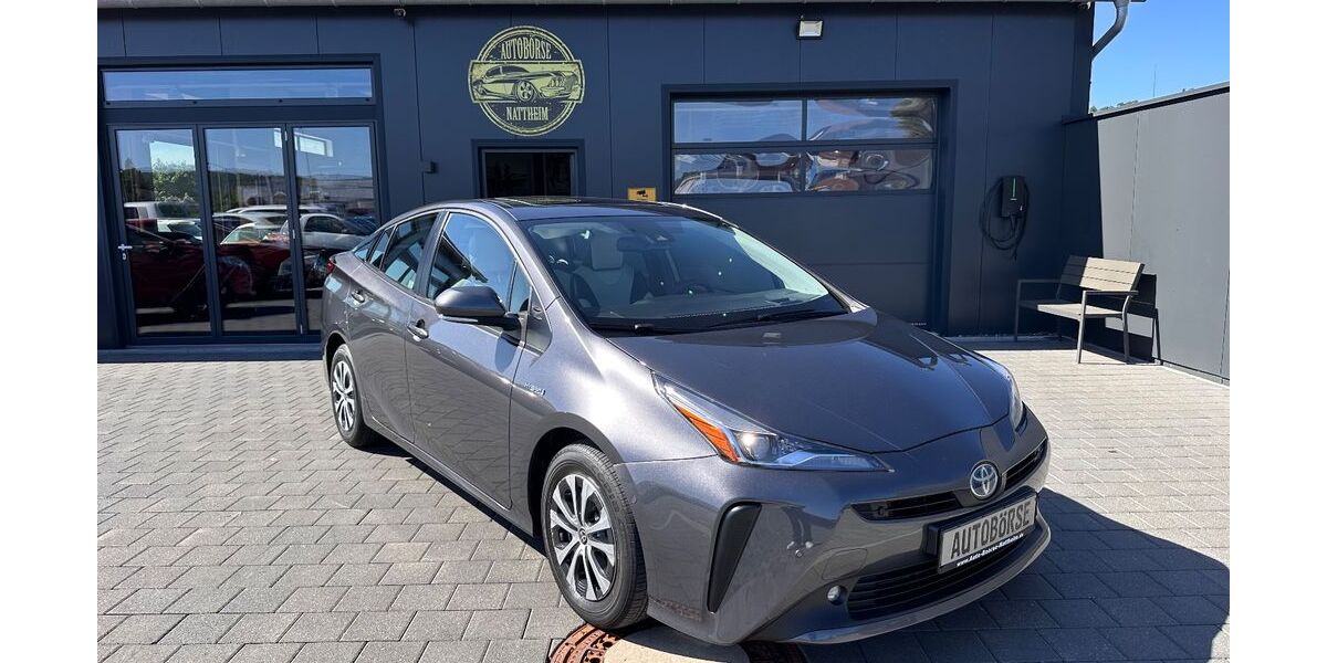 Toyota Prius 32.058 km 22.999 &euro; Nattheim 89564