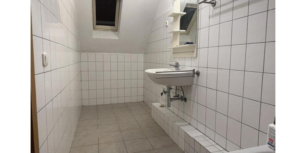 Schöne 2 - Zimmer Wohnung mit Riesen Dachterrasse 2 zimmer