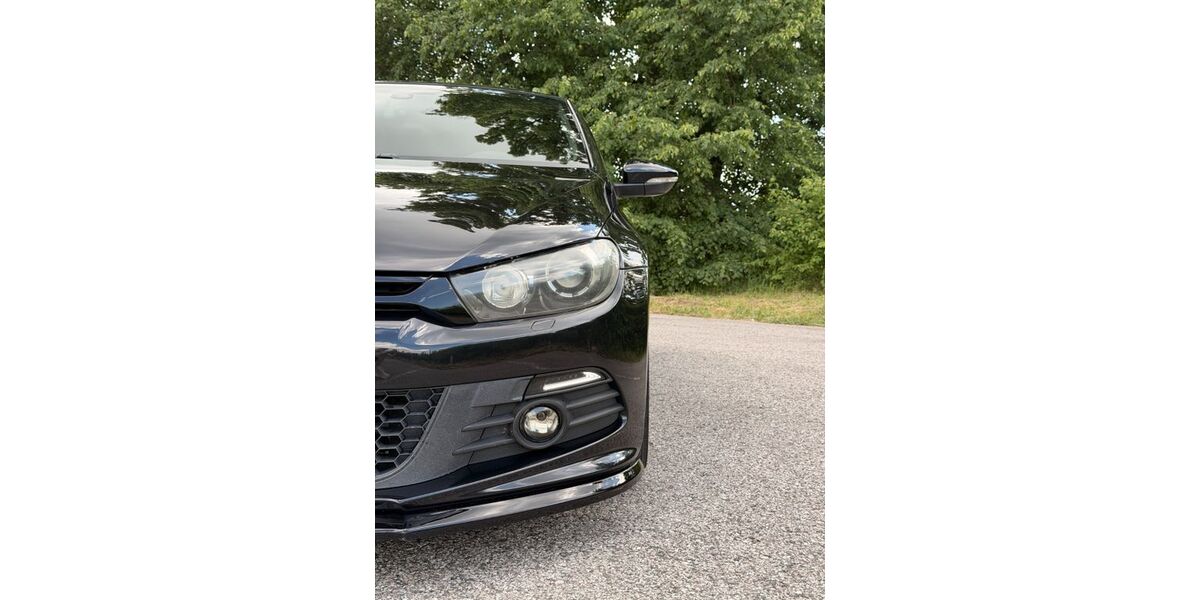 VW Scirocco 158.000 km 11.700 &euro; Zirndorf 90513