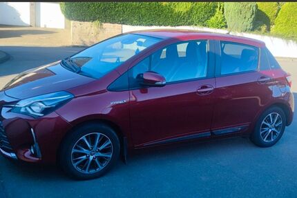 Toyota Yaris 110.000 km 12.700 &euro; Hückeswagen 42499