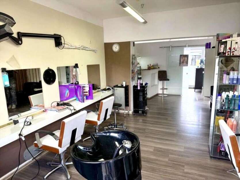 Einzelhandel in Solingen 500 € 43 m²