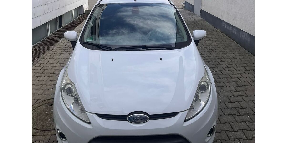 Ford Fiesta 220.000 km 2.290 &euro; Pforzheim 75177