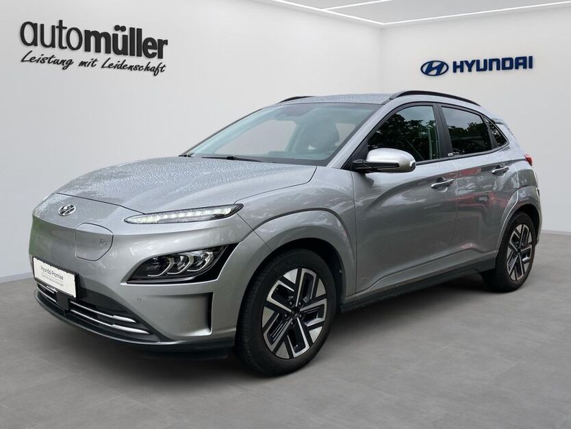 Hyundai KONA 24.799 km 23.888 € Coburg 96450