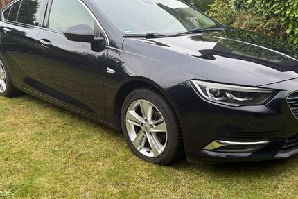 Opel Insignia 166.000 km 11.900 € Borken 46325