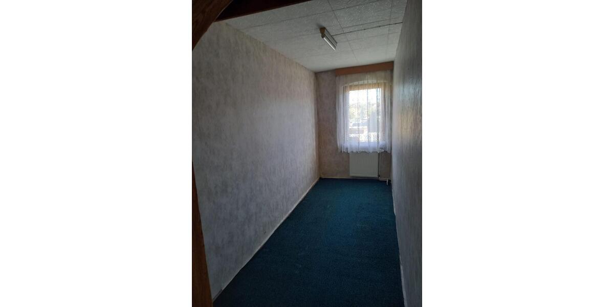 Einfamilienhaus Raguhn-Jeßnitz Jeßnitz (Anhalt) - 4 Zimmer, 90 m&sup2;, 65.000&euro; | Angebot:27147848