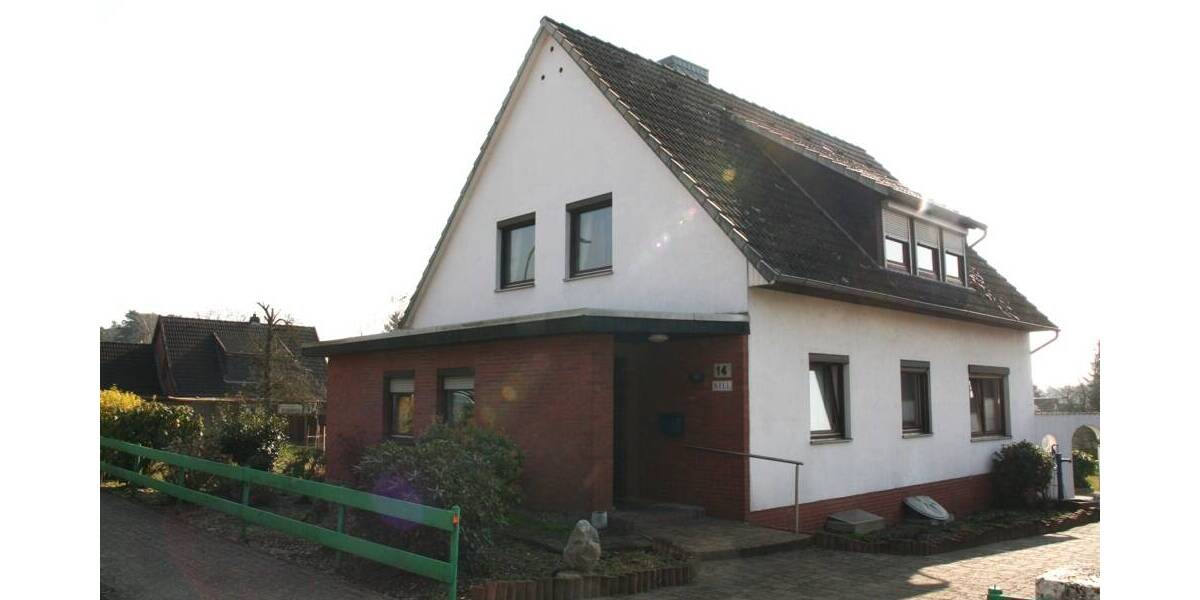 Mehrfamilienhaus, Wohnhaus Kirchlinteln-Luttum Luttum - 6 Zimmer, 126 m&sup2;, 299.000&euro; | Angebot:26434019