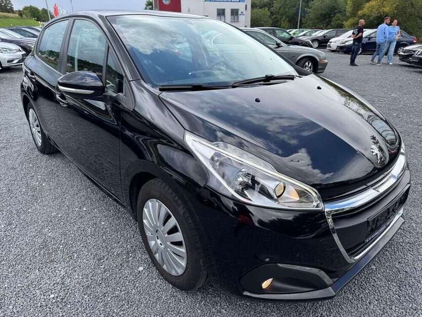 Peugeot 208 145.590 km 4.490 € Boxberg 97944