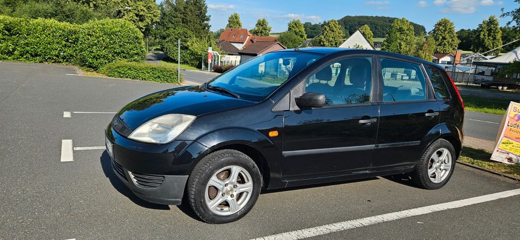 Ford Fiesta 213.000 km 999 &euro; Kalletal 32689