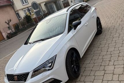 Seat Leon 110.000 km 18.500 &euro; Neidlingen 73272