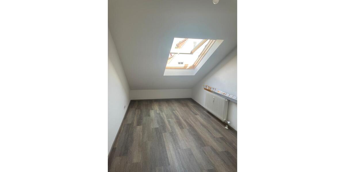 Dachgeschoßwohnung Freudenstadt - 3 Zimmer, 68 m&sup2;, 175.000&euro; | Angebot:26837820