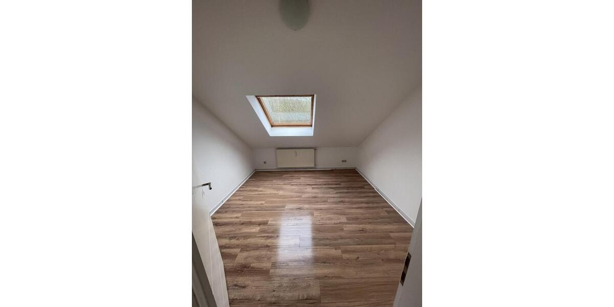 Dachgeschoßwohnung Langsur - 3 Zimmer, 60 m&sup2;, 199.000&euro; | Angebot:27146264