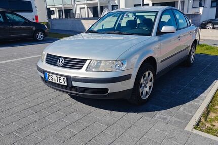 VW Passat 245.000 km 1.699 &euro; Hüfingen 78183