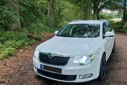 Skoda Superb 187.300 km 6.800 &euro; Glinde 21509