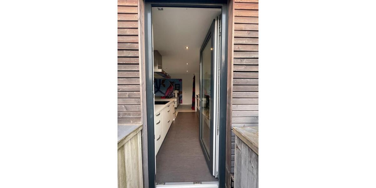 Etagenwohnung Rellingen - 3 Zimmer, 83 m&sup2;, 1.900&euro; | Angebot:25299743