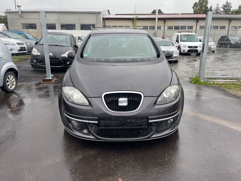 Seat Altea 180.000 km 1.150 € Trossingen 78647