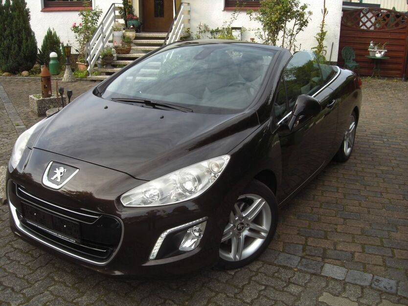 Peugeot 308 47.000 km 8.700 € Neumünster 24536