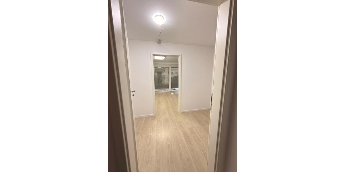 2 - Zimmer Anliegerwohnung ca.85 m2 950 € Warmmiete 2 zimmer