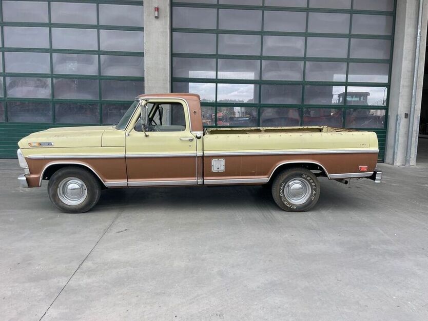 F 100