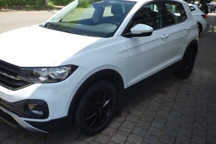 VW T-Cross 89.400 km 13.450 &euro; Bad Bergzabern 76887