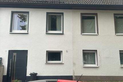 Gepflegtes und familienfreundliches Reihenmittelhaus mit Garten(-haus) und sonniger Terrasse in ruhiger, zentraler Lage von Lüdenscheid... zimmer