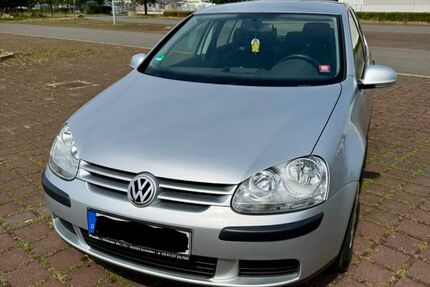 VW Golf 150.000 km 2.100 &euro; Zwickau 08058