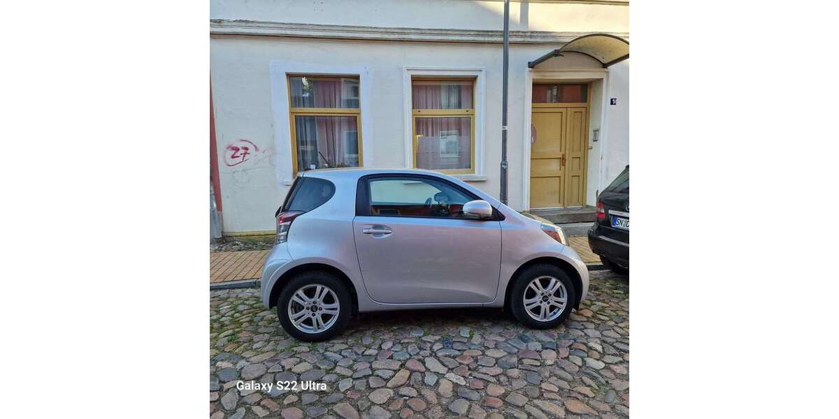 Toyota iQ 50.000 km 3.500 &euro; Schwerin 19053