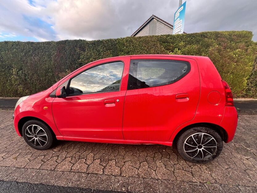 Nissan Pixo 187.200 km 1.000 € Lemgo 32657