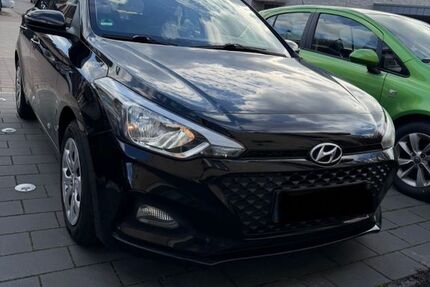 Hyundai i20 91.000 km 9.499 &euro; Wietmarschen 49835