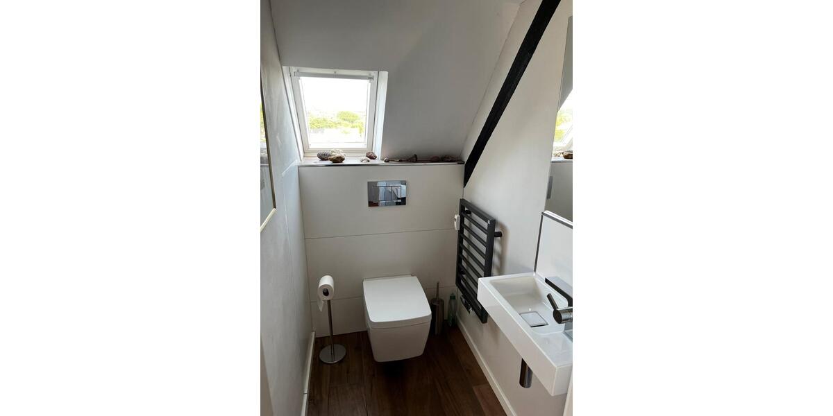 Dachgeschoßwohnung Hilden - 5 Zimmer, 139 m&sup2;, 715.000&euro; | Angebot:25352159